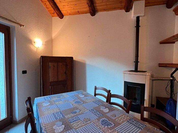 Appartamento quadrilocale in affitto in Mollieres, Cesana Torinese