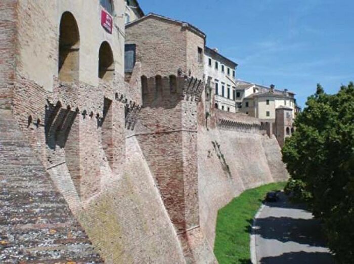 Appartamento trilocale in vendita in Via Montegrappa, Jesi