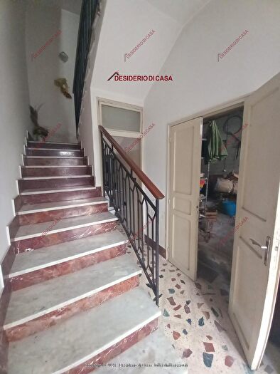 Casa con 5 locali in vendita in Petralia Soprana