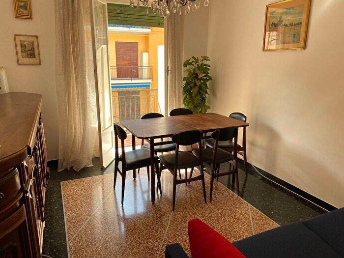 Appartamento bilocale in affitto in Via Settembre, Centro, Recco