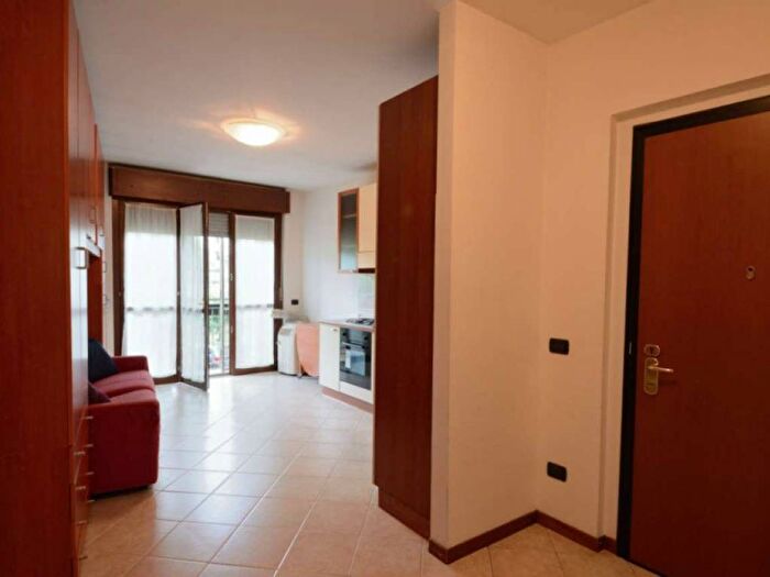 Appartamento monolocale in affitto in Via Bolzano, Rovereto, Milano