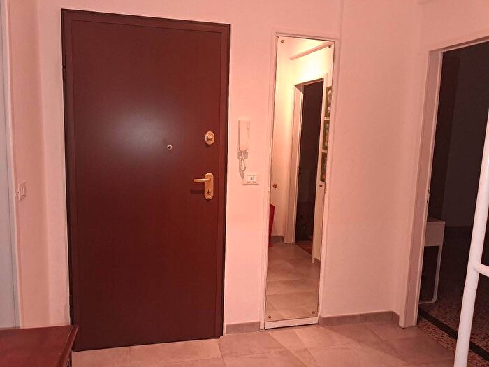 Appartamento trilocale in affitto in Via Barletta, Santa Rita, Torino