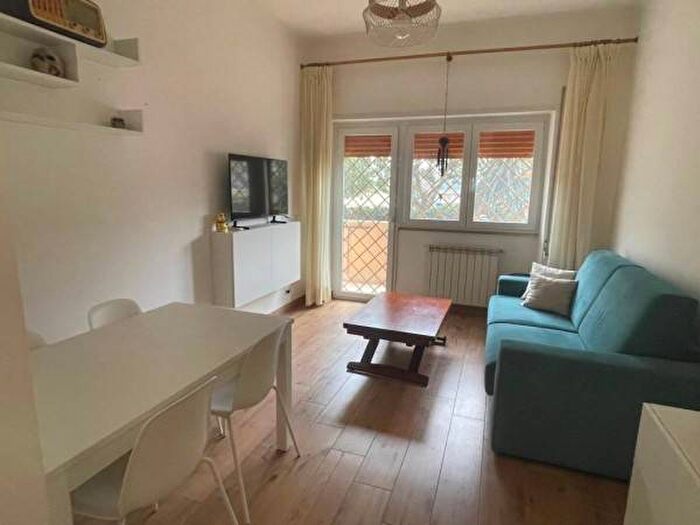 Appartamento trilocale in affitto in Via Laigueglia, Fregene, Fiumicino