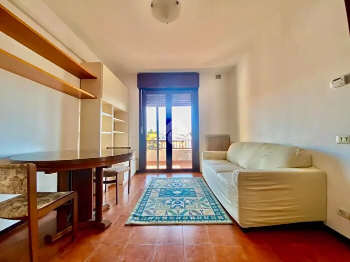 Appartamento trilocale in vendita in Via Monte Grappa, Caerano Di San Marco