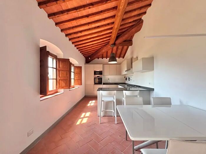 Appartamento con 5 locali in vendita in Via Gricigliano Snc, Pontassieve