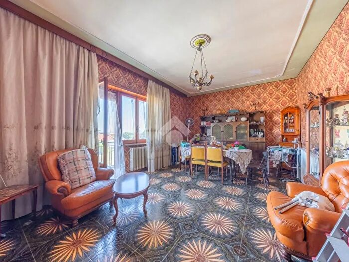 Appartamento quadrilocale in vendita in Via del Fosso dell'Osa, Roma