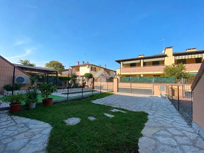 Appartamento trilocale in vendita in Viale Dante Alighieri, Comacchio