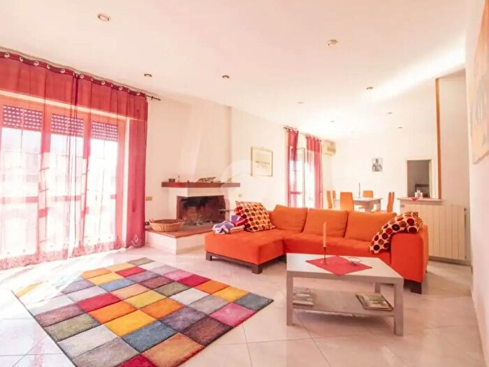 Appartamento quadrilocale in vendita in Corso Vittorio Emanuele, Marcellina