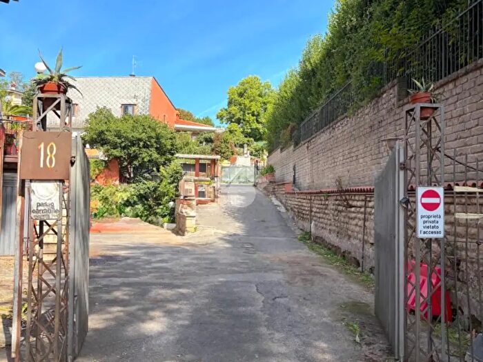 Casa monolocale in vendita in Via Achille Grandi, Genzano Di Roma