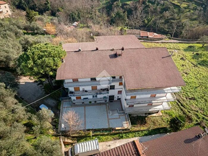 Appartamento con 5 locali in vendita in Via Pietrastorna, Pannarano