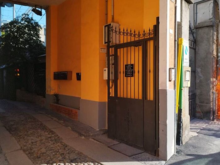 Appartamento quadrilocale in affitto in Via Ortica, Ortica, Milano