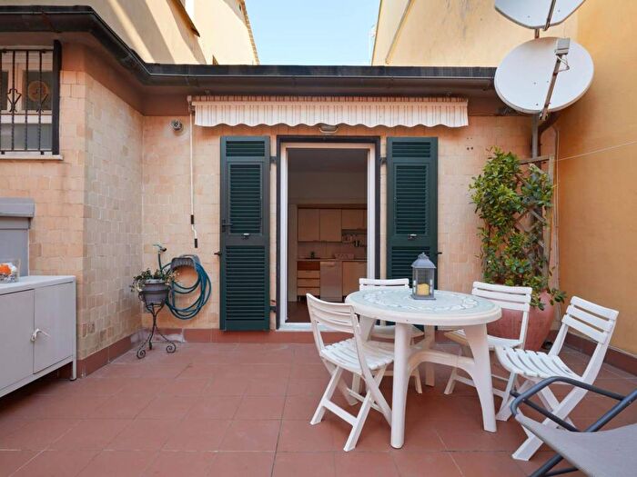 Appartamento quadrilocale in affitto in Via Vincenzo Cappellini, Centro, Sestri Levante