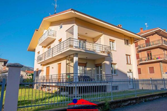 Appartamento quadrilocale in vendita in Via Cauri, Dronero