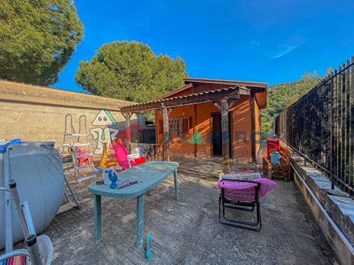 Casa bilocale in vendita in Via Segretaria, Misilmeri