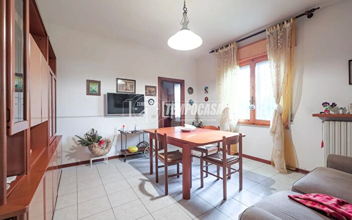 Casa quadrilocale in vendita in Via Salara, Cervia