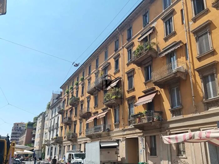 Appartamento trilocale in affitto in Via Antonio Kramer, Milano