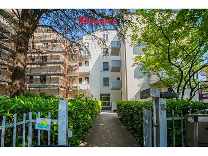 Appartamento trilocale in vendita in Parma