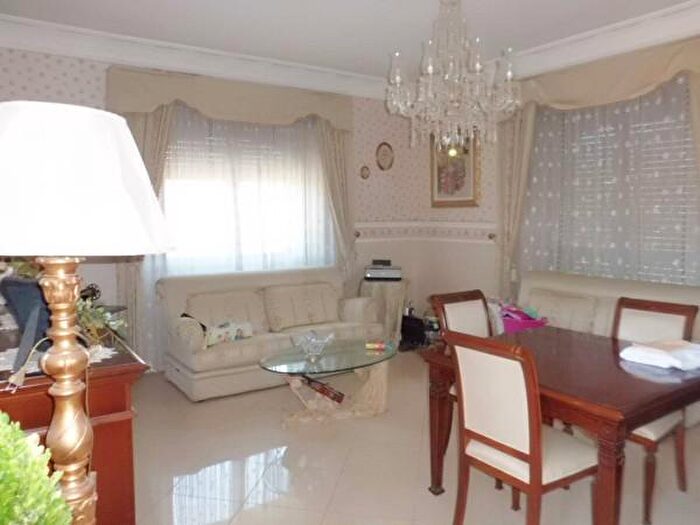 Casa con 6 locali in vendita in Via Nocilla, Aci SantAntonio