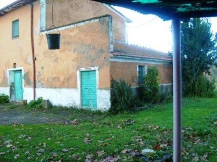 Casa con 6 locali in vendita in Via del Commercio Sud, Casciana Terme Lari