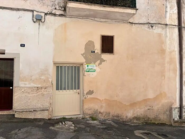 Casa monolocale in vendita in Via Giovan Giovine, Grottaglie