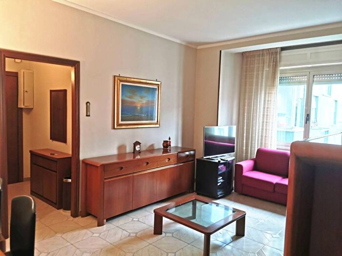 Appartamento bilocale in affitto in Via Carlo Dolci, San Siro, Milano