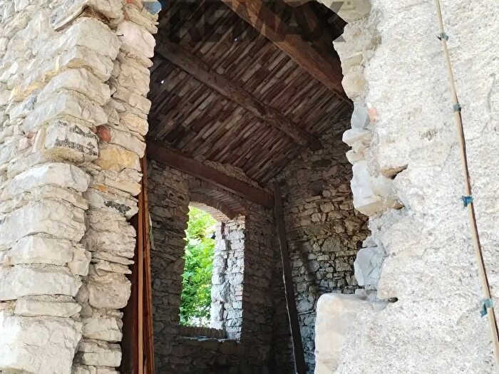 Casa con 7 locali in vendita in Via Molini, Fonzaso