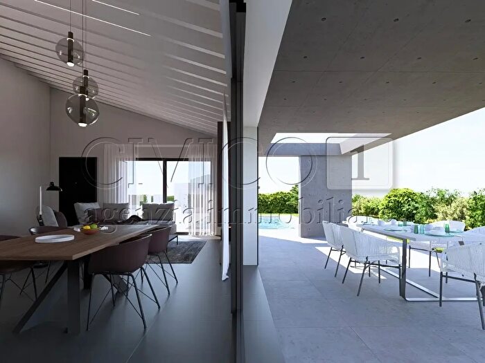 Casa con 7 locali in vendita in Via Roma, Cadoneghe