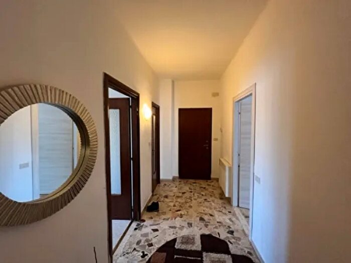 Appartamento quadrilocale in vendita in Via Giovanni Verneri, Alessandria