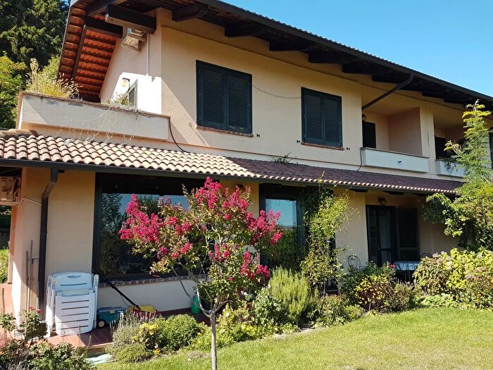 Casa con 7 locali in vendita in Strada della Marca, Castagneto Po