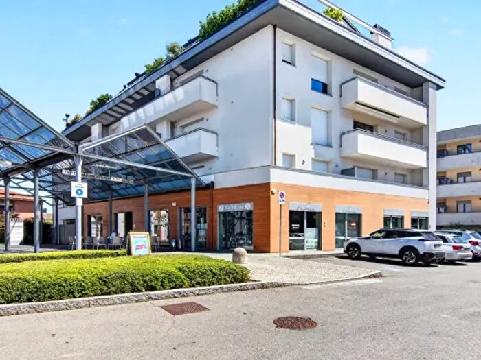 Appartamento trilocale in vendita in Viale Brianza, Giussano