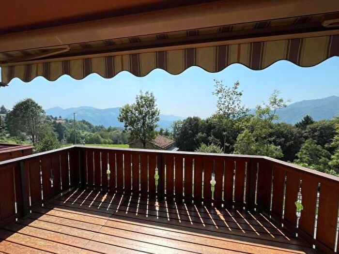 Appartamento bilocale in vendita in Via Monte Alben, Costa Di Serina