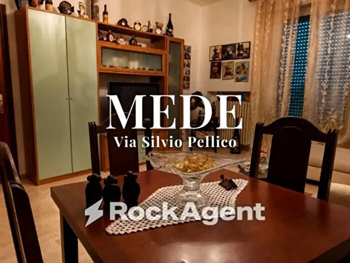 Appartamento trilocale in vendita in Via Silvio Pellico, Mede