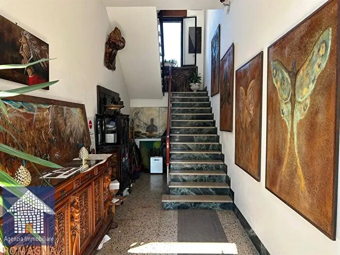 Appartamento trilocale in vendita in Via Magazzini Anteriori, Ravenna
