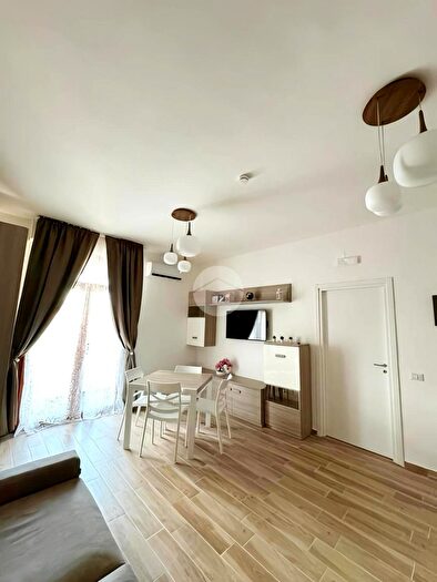 Appartamento bilocale in affitto in Via Amerigo Vespucci, Napoli