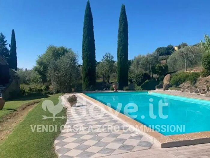 Casa con 6 locali in vendita in Località San Piero Snc, Pienza