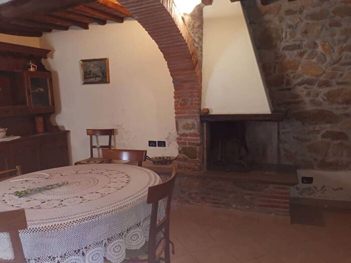 Appartamento bilocale in affitto in via Frediani, Centro, Buti