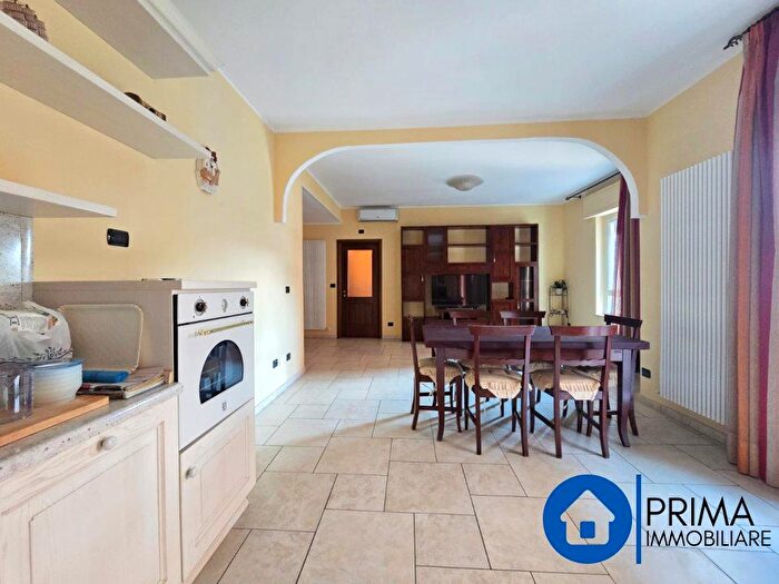 Appartamento quadrilocale in vendita in Via del Rivo, Terni