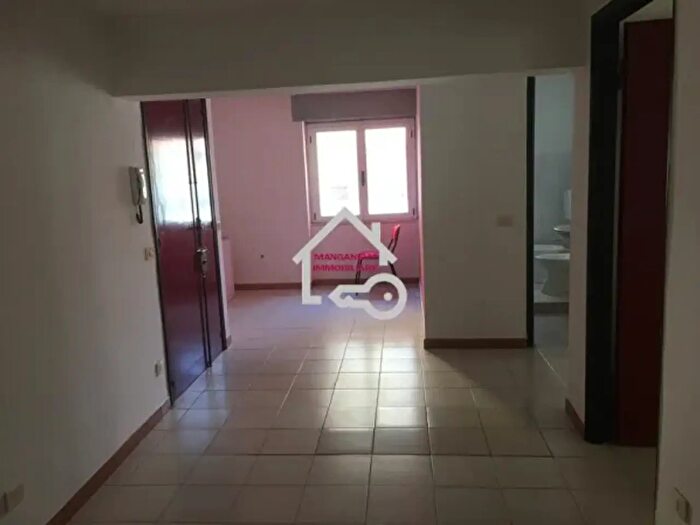 Appartamento trilocale in vendita in Via Francesco Crispi, Agropoli