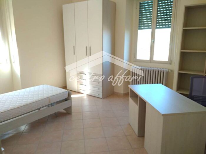 Appartamento quadrilocale in affitto in Via Genova, Semicentro, Campobasso
