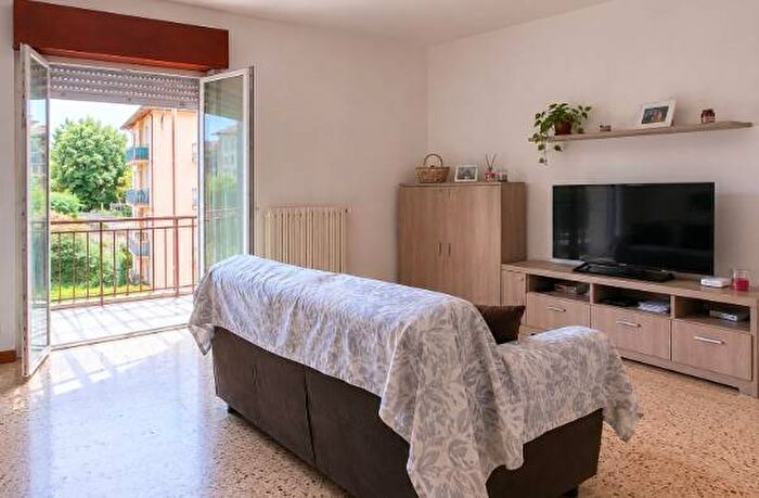 Appartamento trilocale in affitto in Via Fratelli Bandiera, Frati, Busto Arsizio