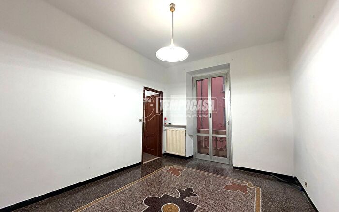 Appartamento quadrilocale in vendita in Via Ernesto Rayper, Genova