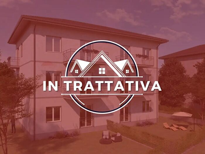 Appartamento trilocale in vendita in Via Monfalcone, Varese