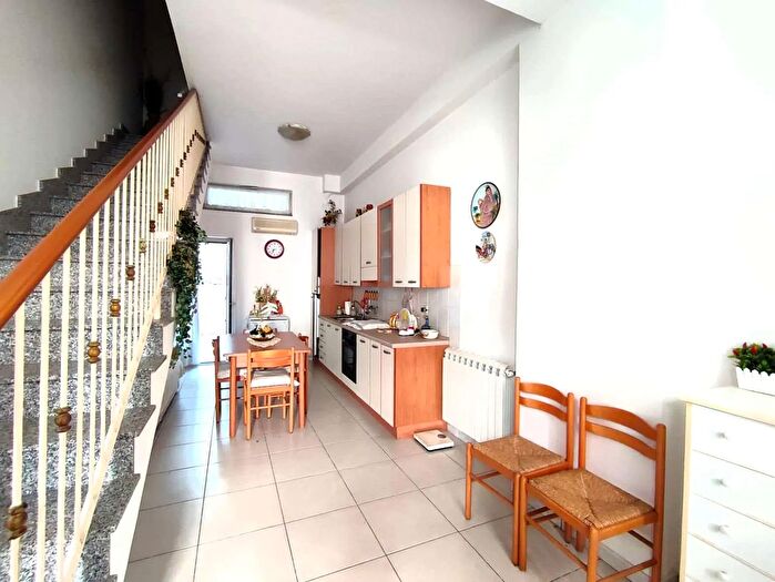 Casa trilocale in vendita in Spadafora