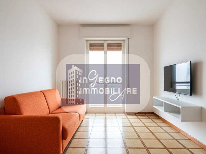 Appartamento con 6 locali in affitto in Corso Regina Margherita, Aurora, Torino