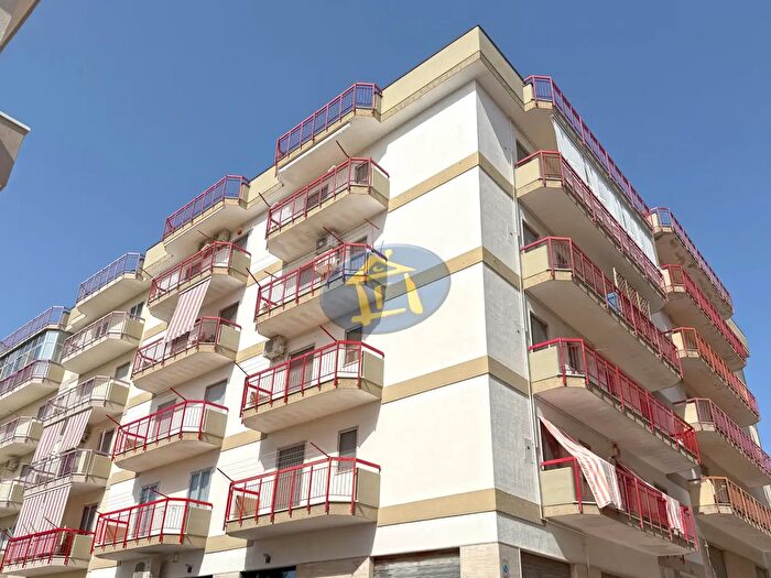 Appartamento quadrilocale in vendita in Via Armando Diaz, Putignano