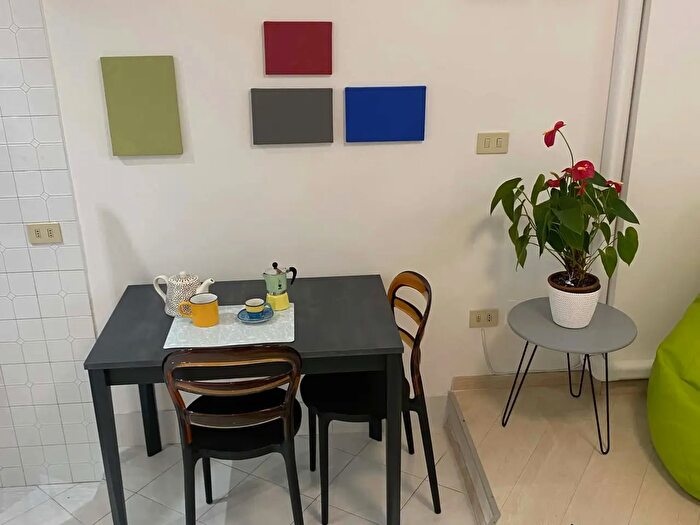 Appartamento monolocale in affitto in Via Australia, Roma