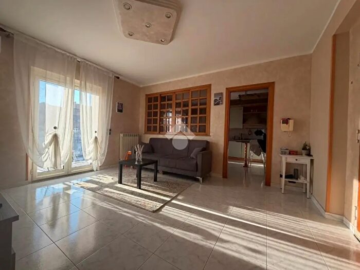 Appartamento trilocale in affitto in Via Massimo Troisi, Casalnuovo Di Napoli