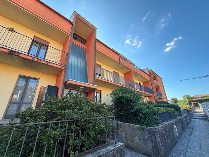 Appartamento quadrilocale in affitto in Via della Cantara, Centro, Carnago