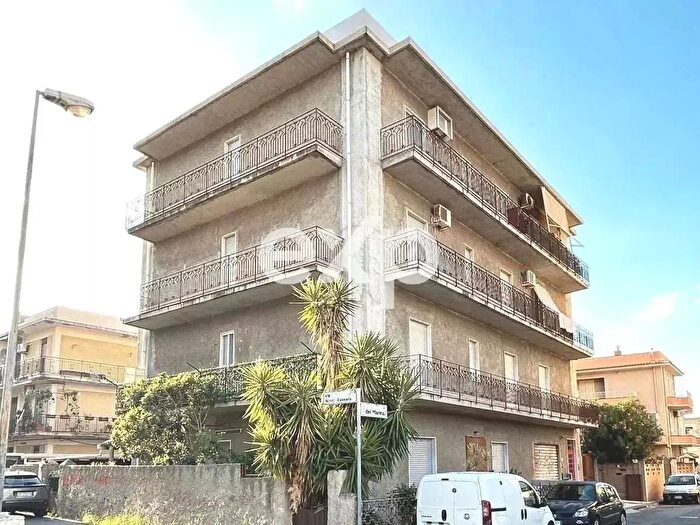 Appartamento trilocale in vendita in Via dei Marinai, Villafranca Tirrena