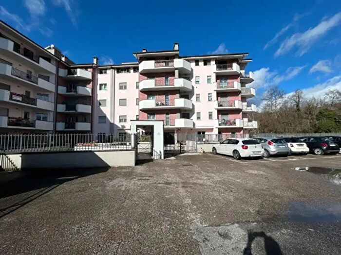 Appartamento con 5 locali in vendita in Via dei Pescatori, Orte